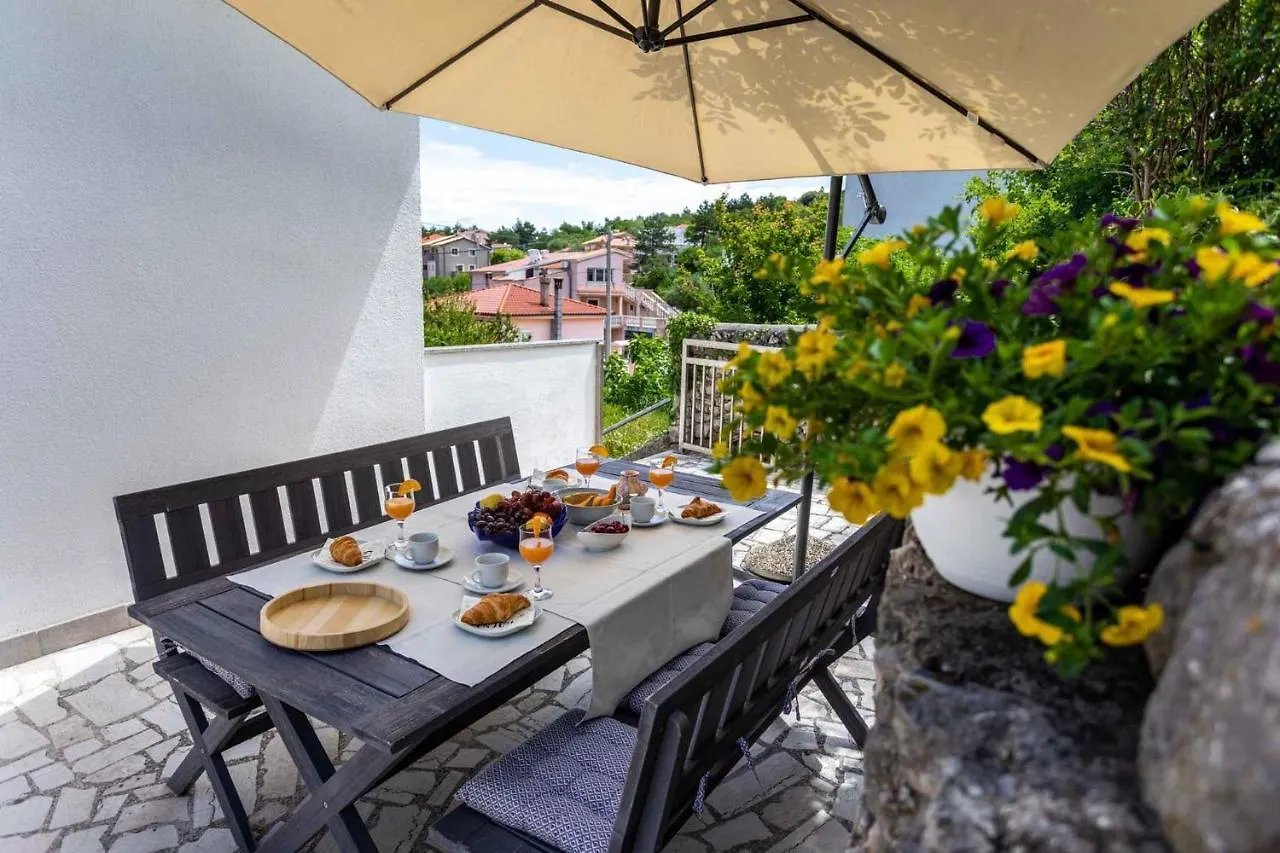 Apartment In Vrbnik Insel Krk 13608